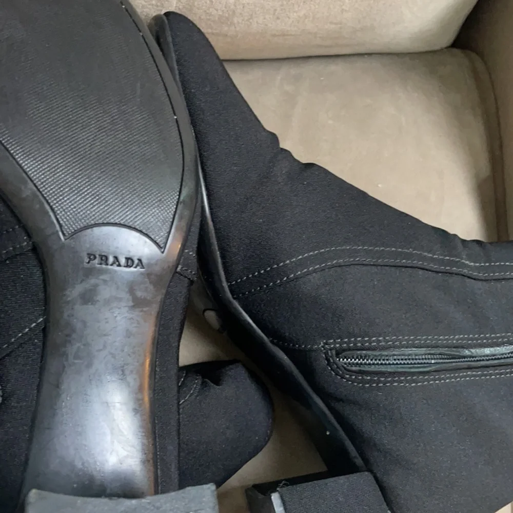 PRADA - Picture 12 of 15